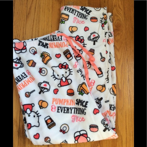 Hello kitty cozy plush pajamas - Picture 1 of 3